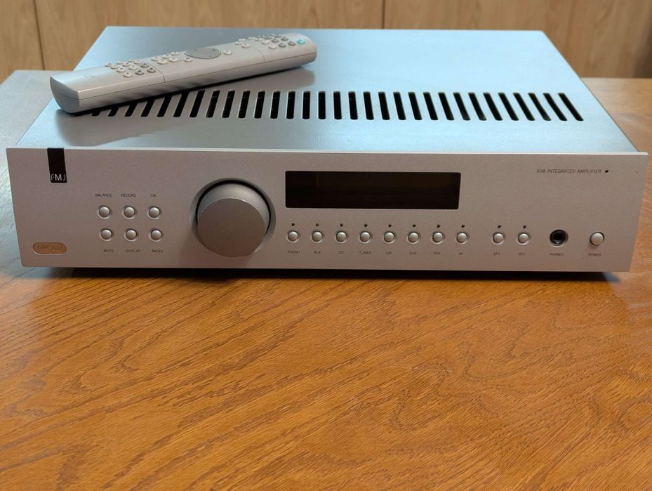 Wzmacniacz Arcam a38