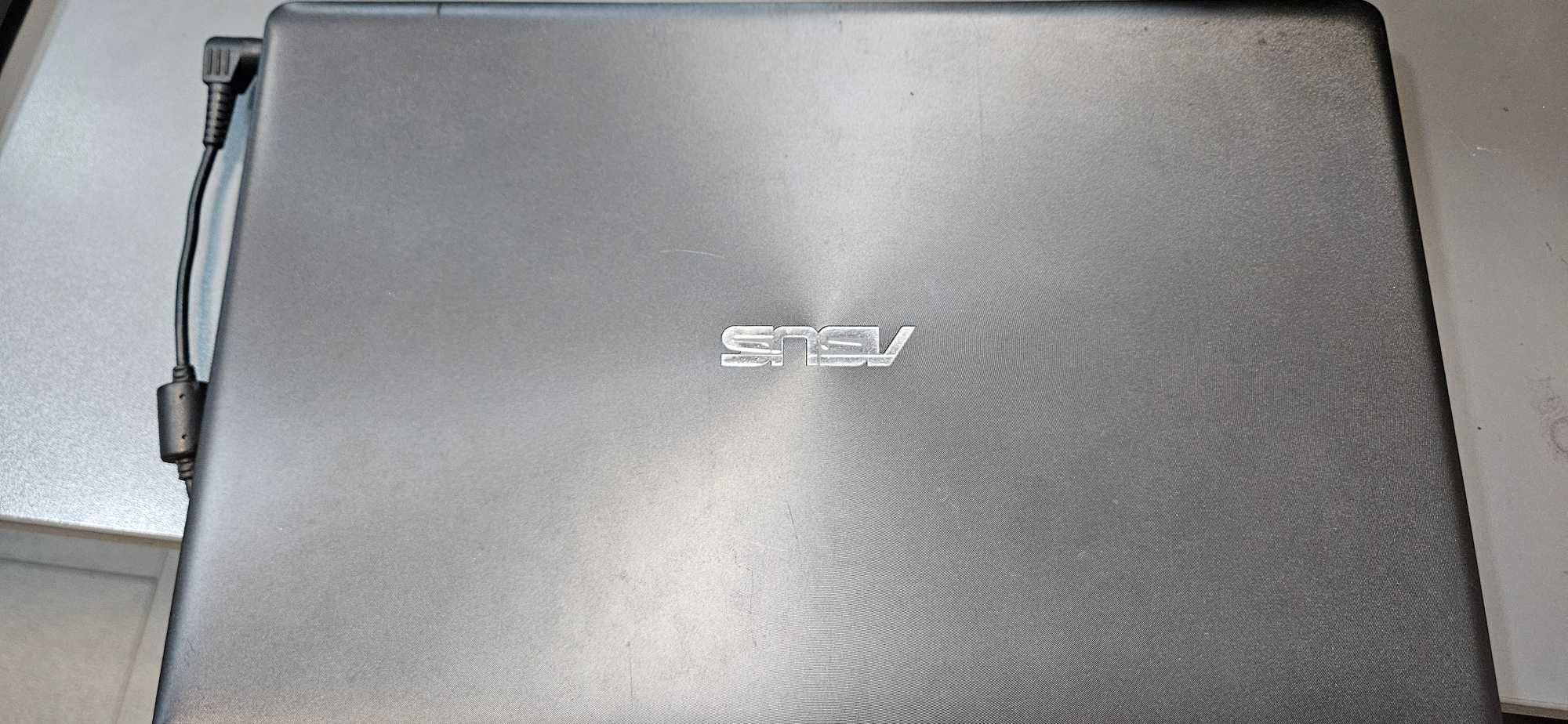 Laptop Asus R510 C