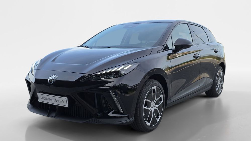 MG MG4 64 kWh Luxury
