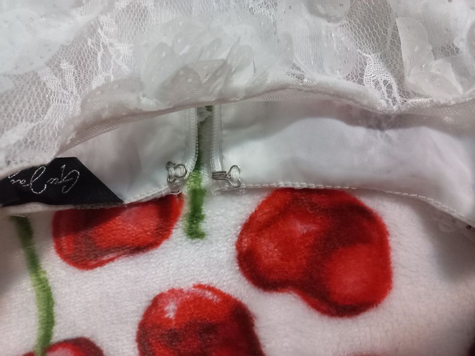 Дитяча біла святкова сукня