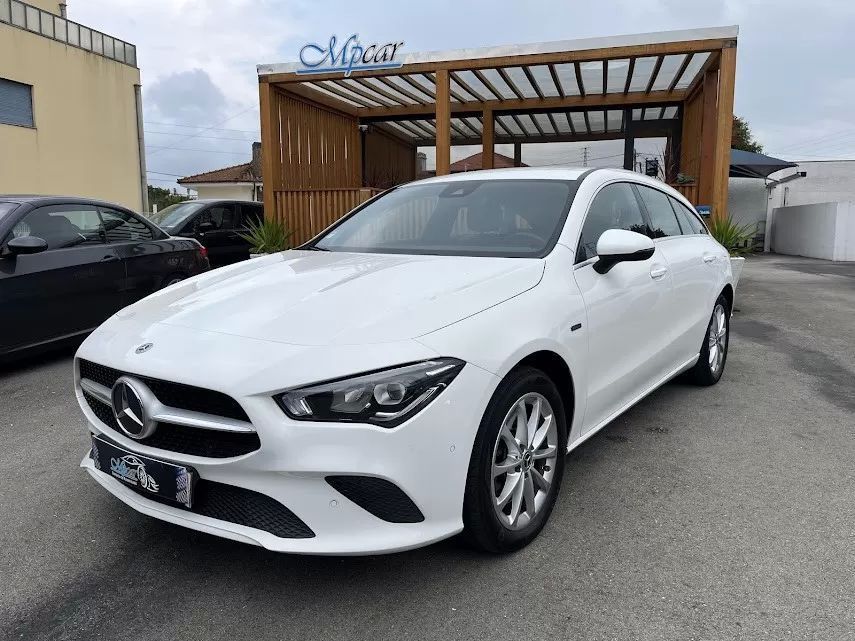 Mercedes-Benz CLA 250 e Style Plus