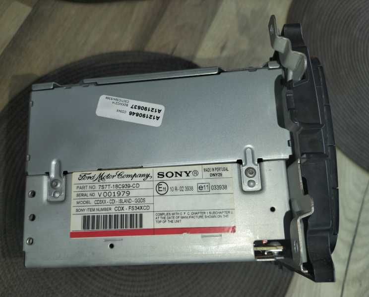 Autorádio SONY original Ford Mondeo 1.8TDCI 2009