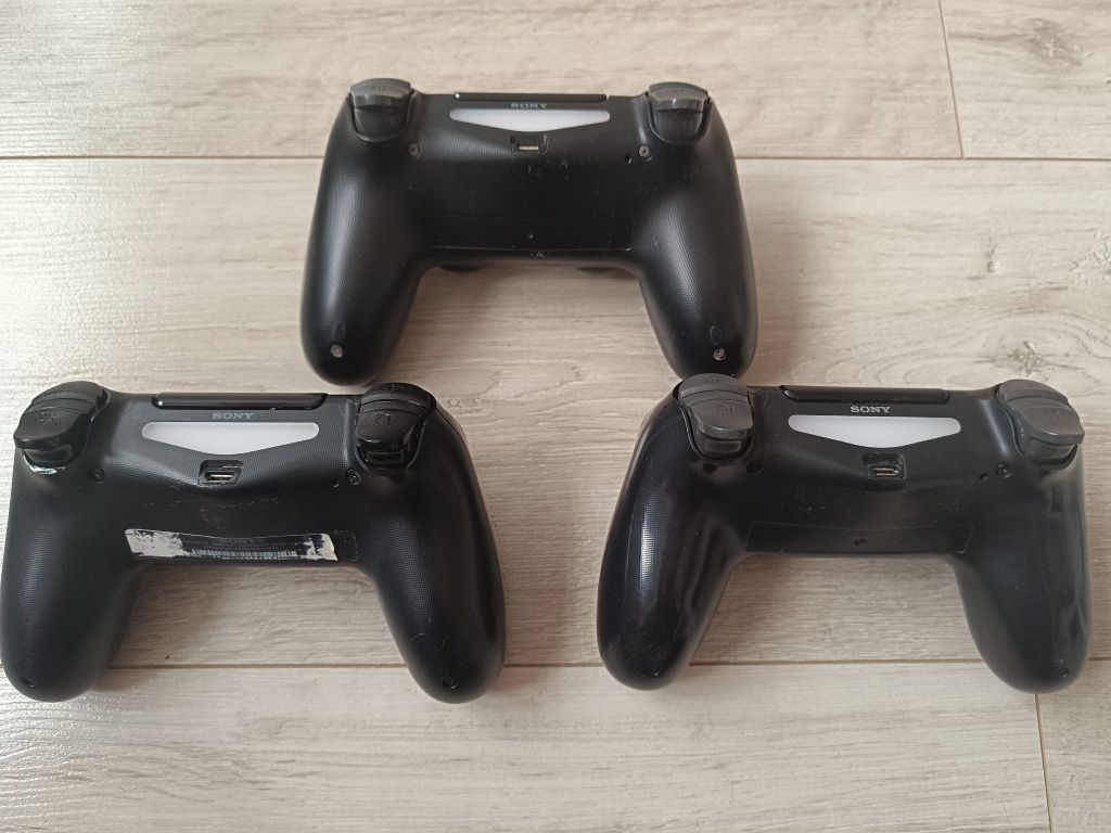 Pady PS4 Sony oryginalny kontroler