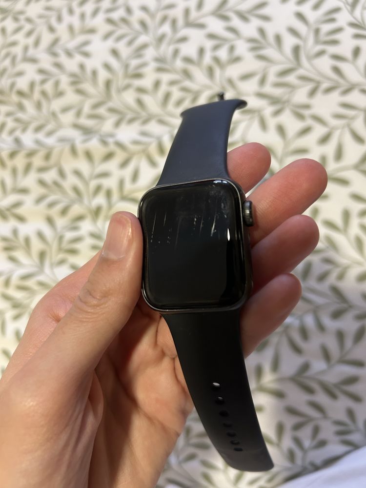 Apple Watch SE 40 mm