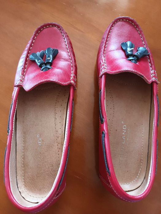 Sapatos vermelhos  - Trofland