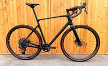 Топовий гравійник Cube Nuroad C:62 SL (2021р)  + Powermeter