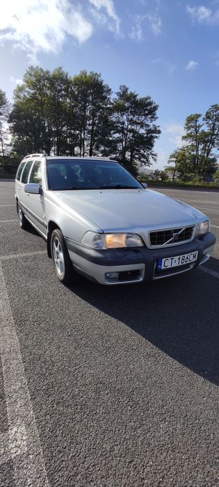Volvo V70 XC 2.4T manual