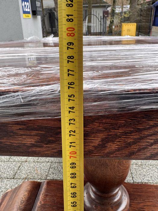 Stół dębowy z litego drewna