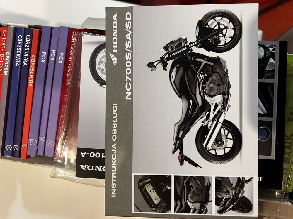 Instrukcja obsługi Hondy NC700
