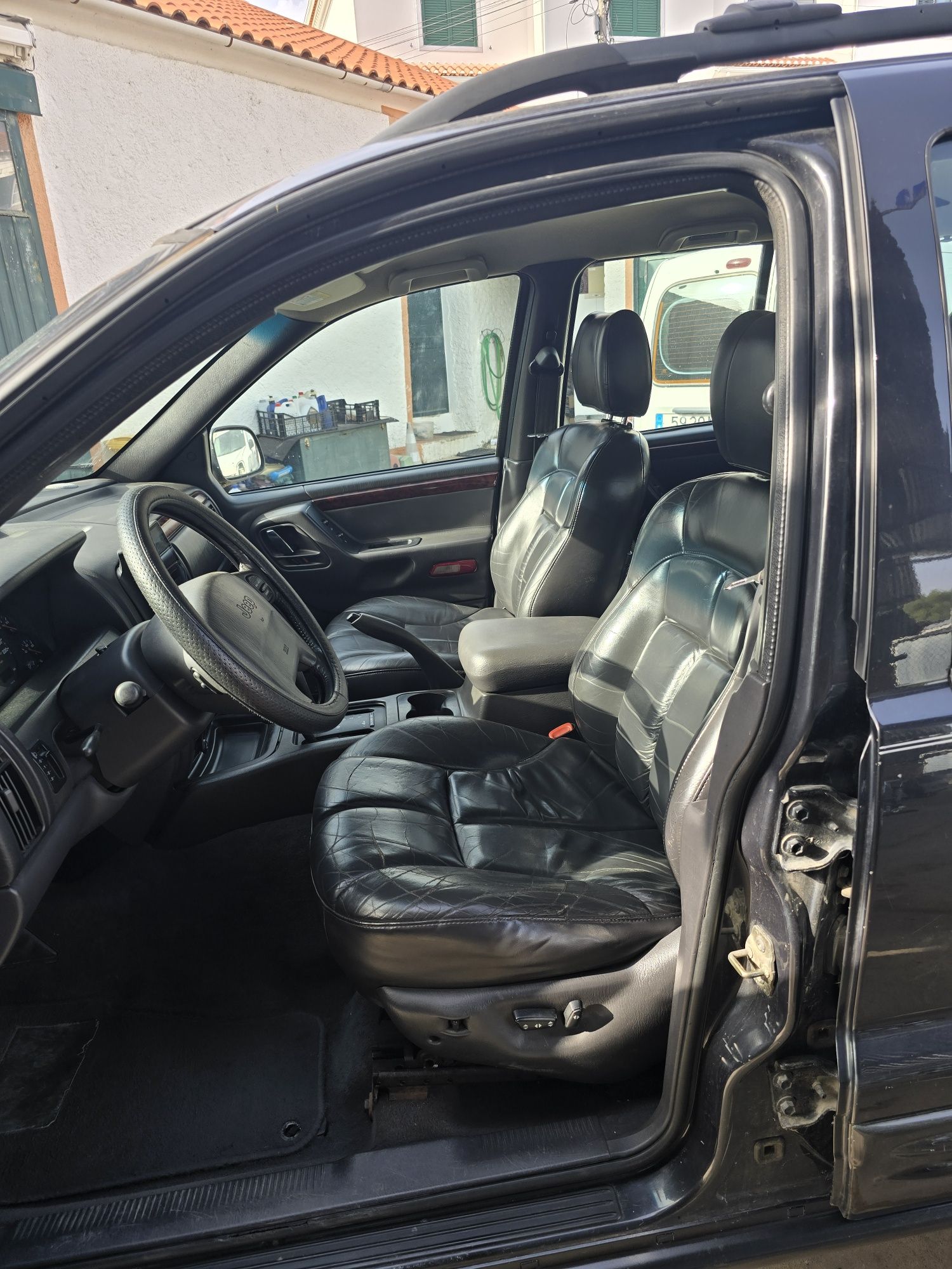 Jeep Grand Cherokee Quadra-Drive