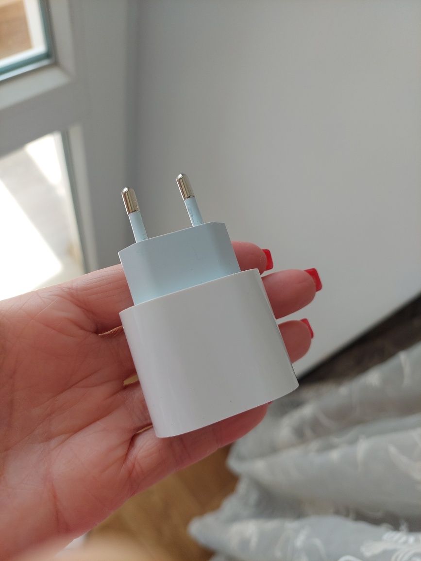 Зарядний пристрій Apple 20W USB-C power adapter ОРИГІНАЛ