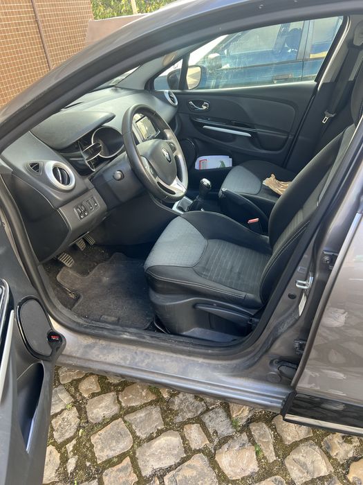 Renault clio 4 super bem estimado