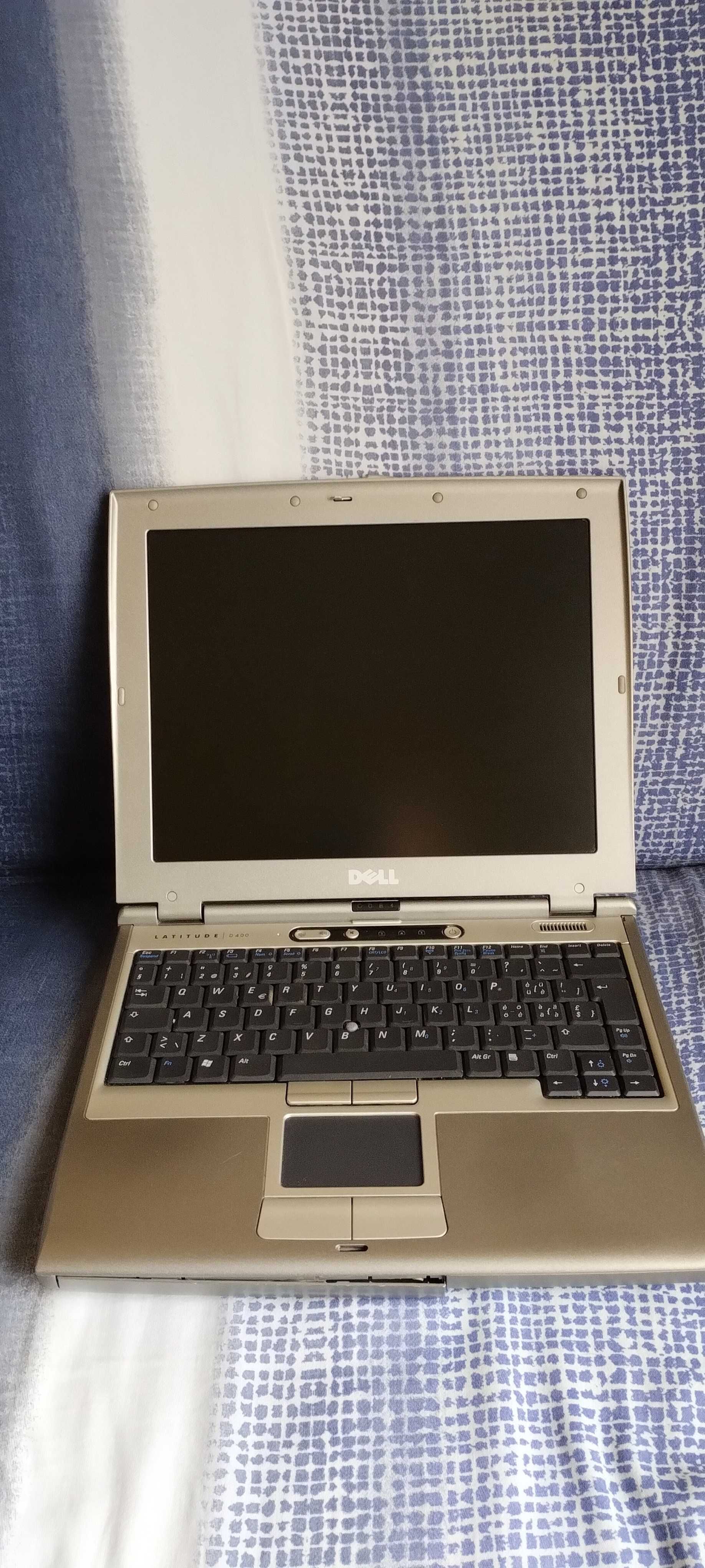 Laptop Dell Latitude D400