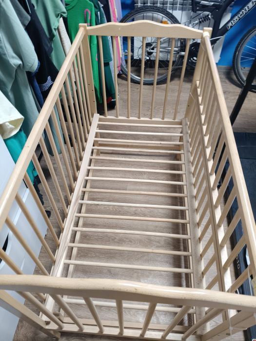 Дитяче ліжко .В гарному стані .