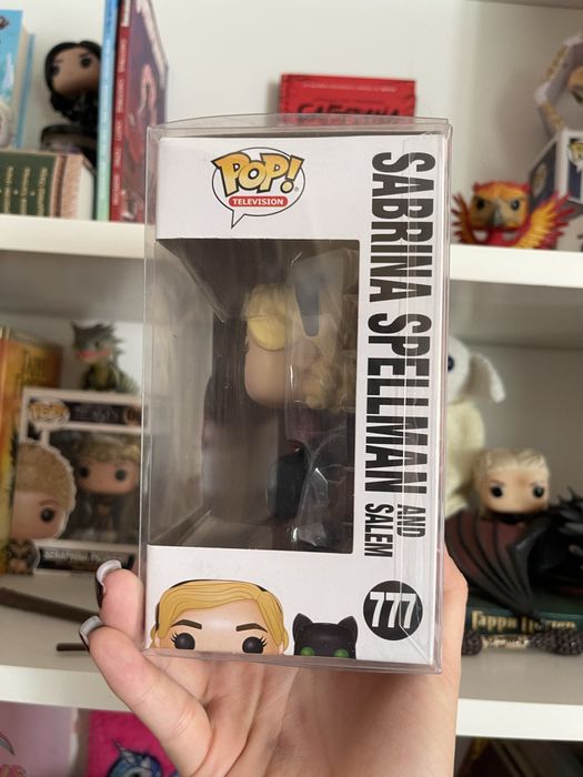 Фигурка Funko Pop chilling adventures of Sabrina - spellman and salem
