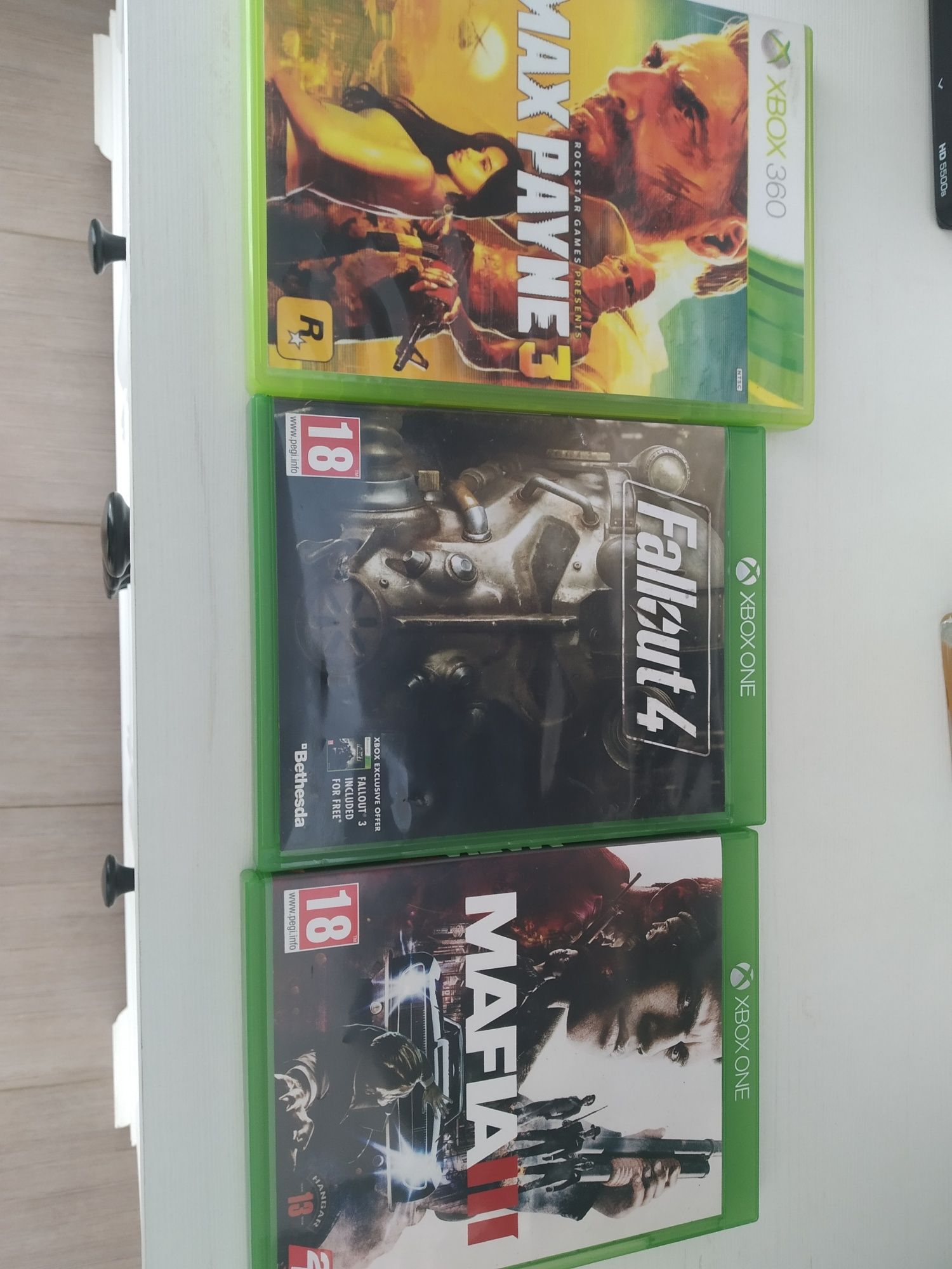 Fallout 4,mafia 3 , Xbox one