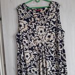 Suknia rozmiar  około 56/58/60