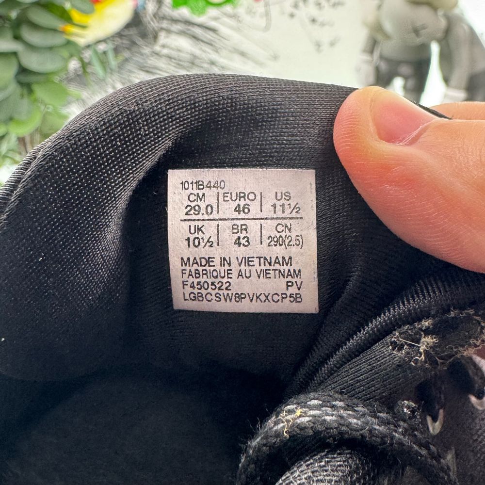 Кросівки Asics Gel Kayano 46 розмір 4884
