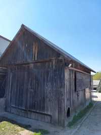 Drewniany garaż budynek gospodarczy