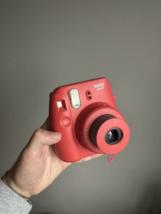 Фотоапарат Fujifilm Instax Mini 8