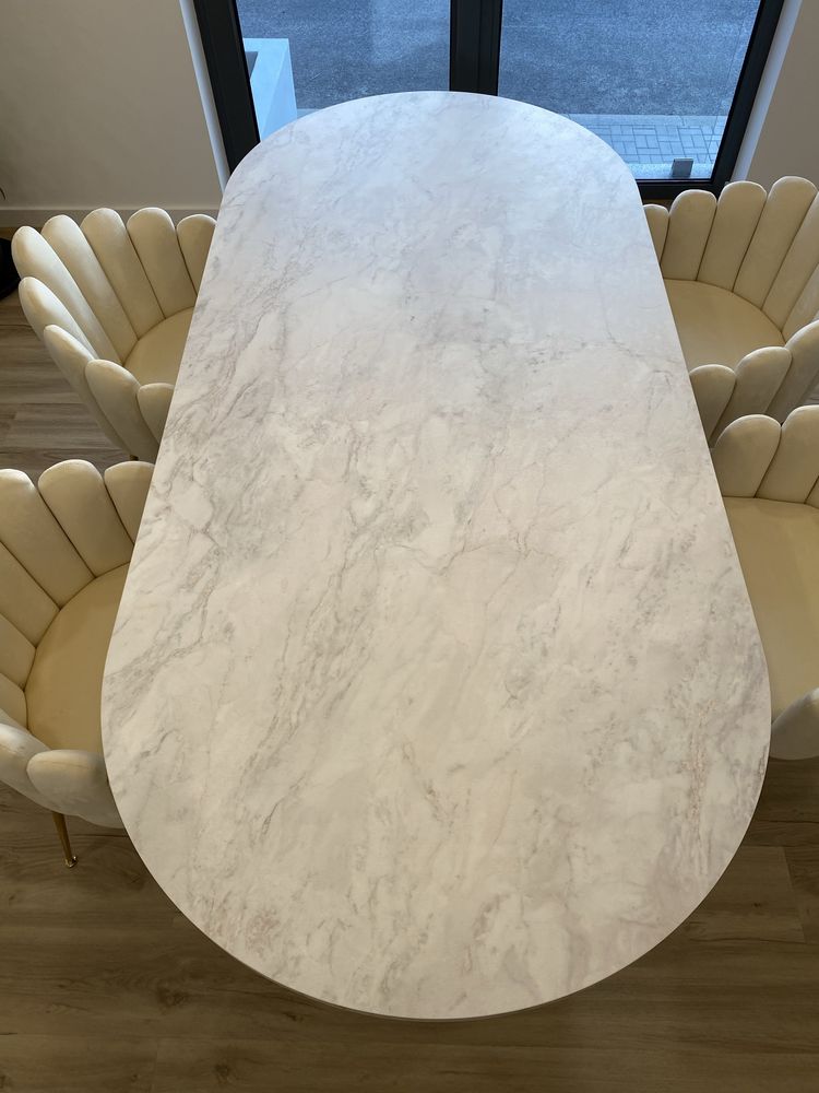 Mesa de jantar 8 lugares efeito mármore
