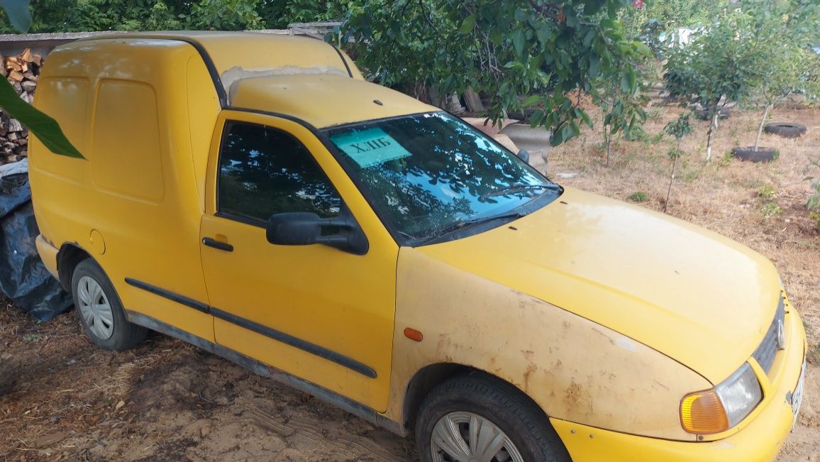 Продам Volkswagen Caddy 1.6 1997 года