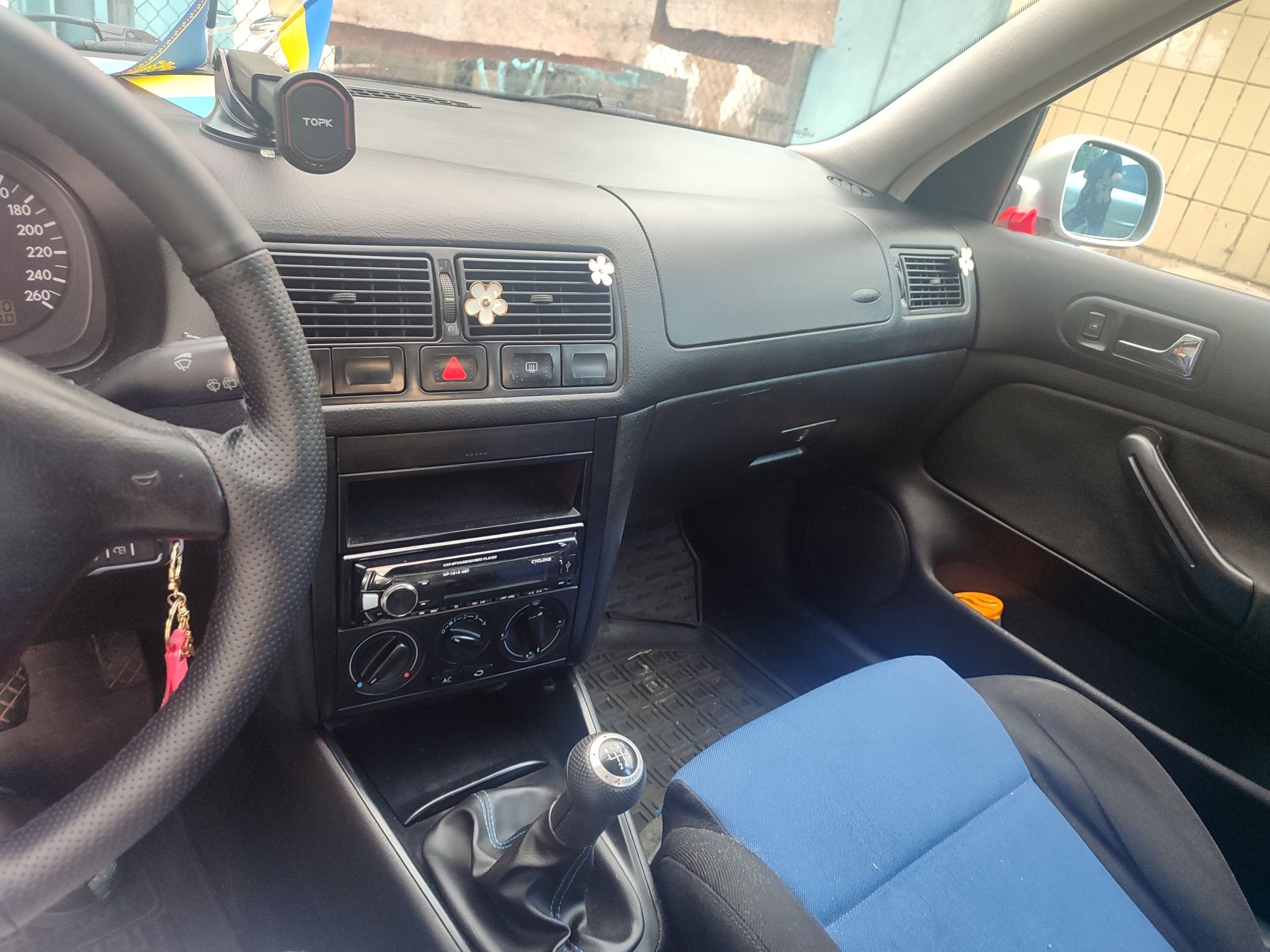 Продам Golf 4 1.6