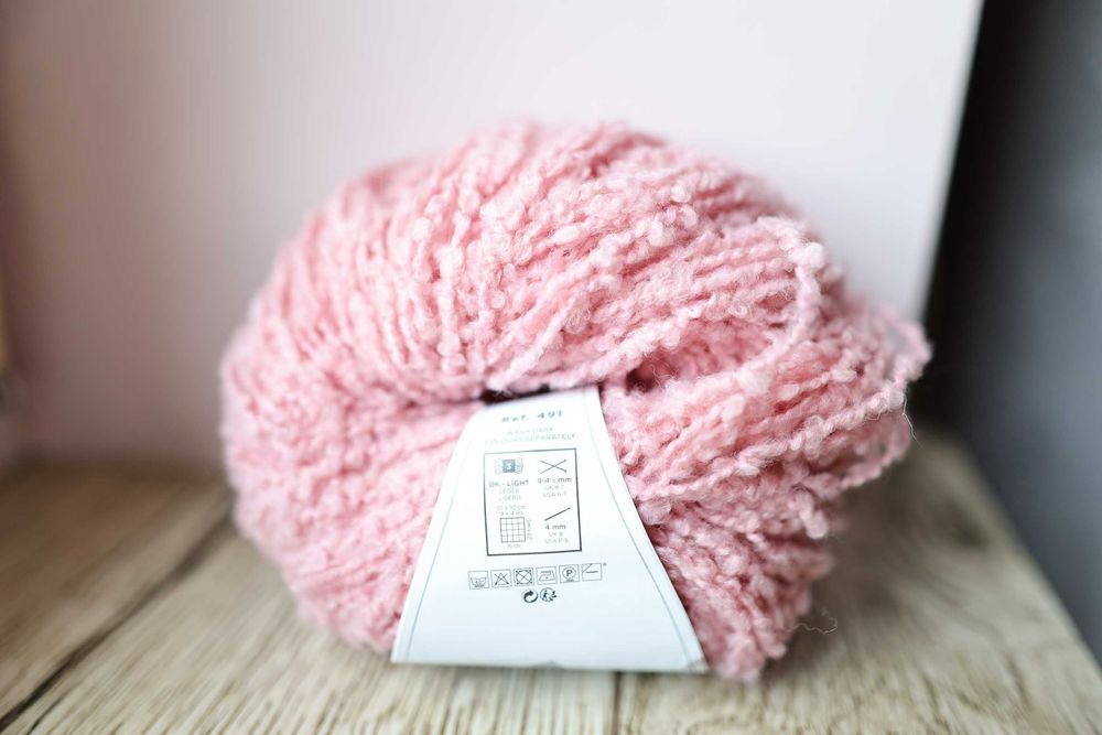 Włóczka bukla DMC BOUCLETTE 50g 04 róż *cukierkowy róż
