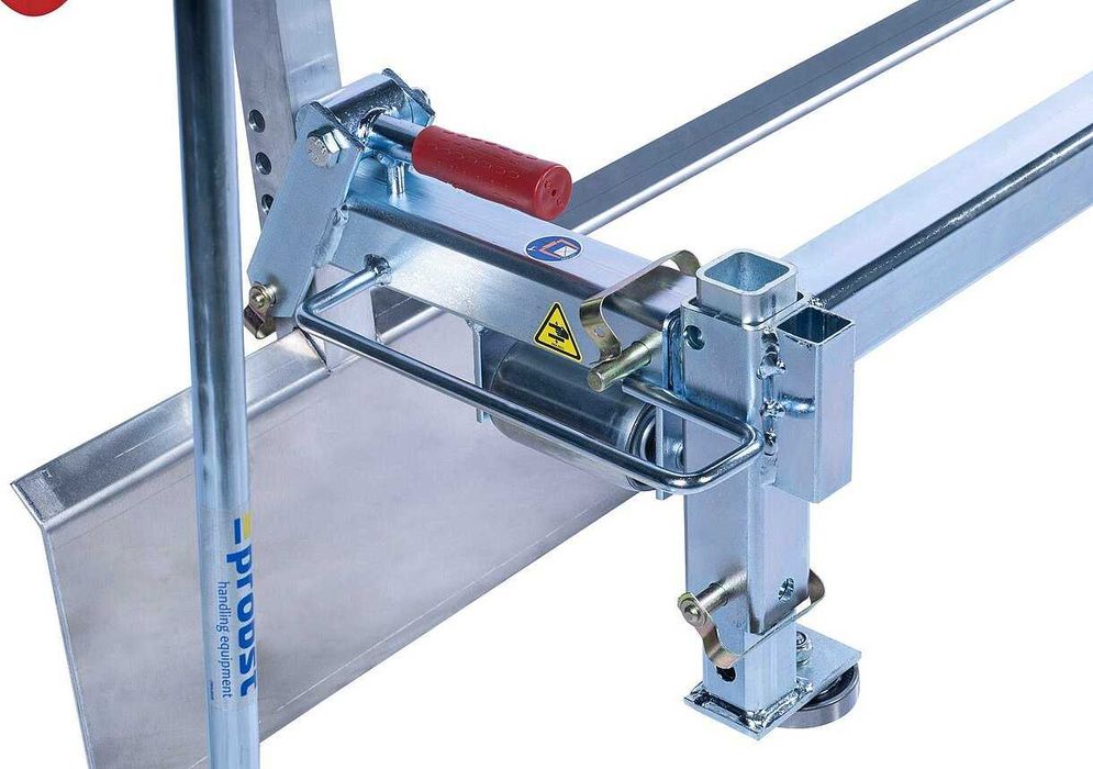 Szalunek ślizgowy do krawężników prefabrykatów PROBST GR-150