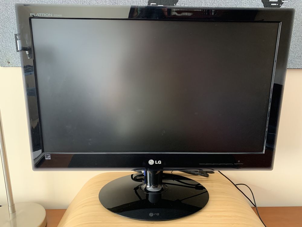 Monitor LG preto