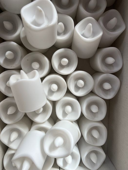 Velas LED e artigos de festa