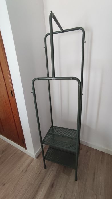 Bengaleiro em metal IKEA
