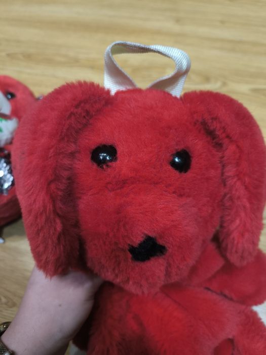 Plecak dla dziecka z miękkiego pluszu i maskotka czerwona