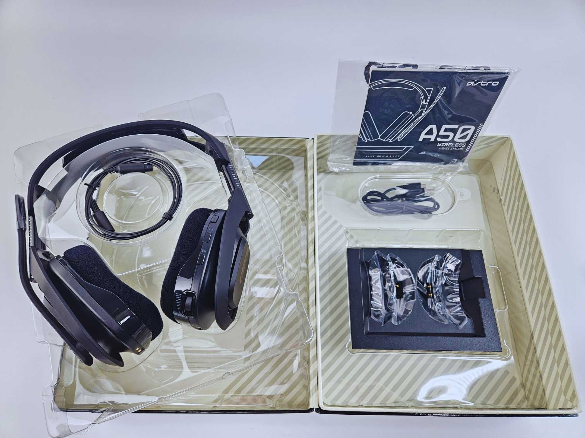 Навушники Astro Gaming A50 Wireless 4th Gen + Док (Xbox,Windows,MAC)