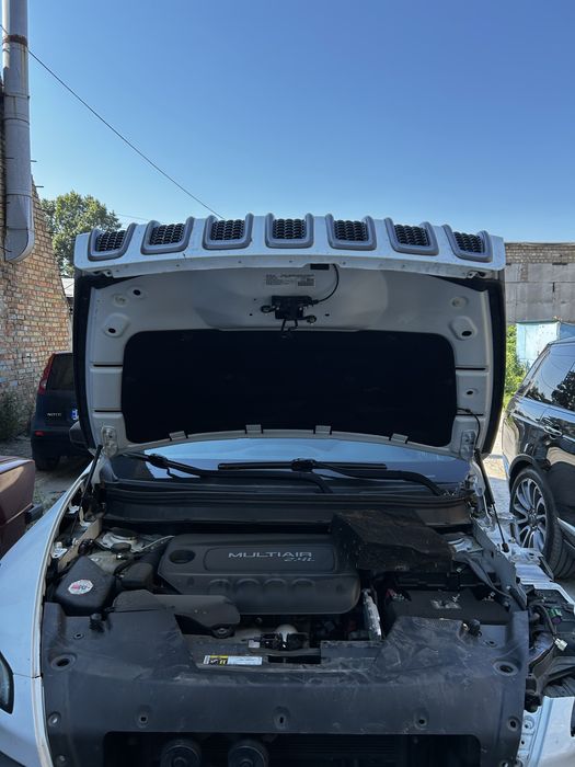 Капот крила Jeep Cherokee Kl 2014-2018