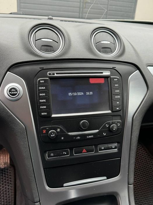 Ford Mondeo4   2013 рік