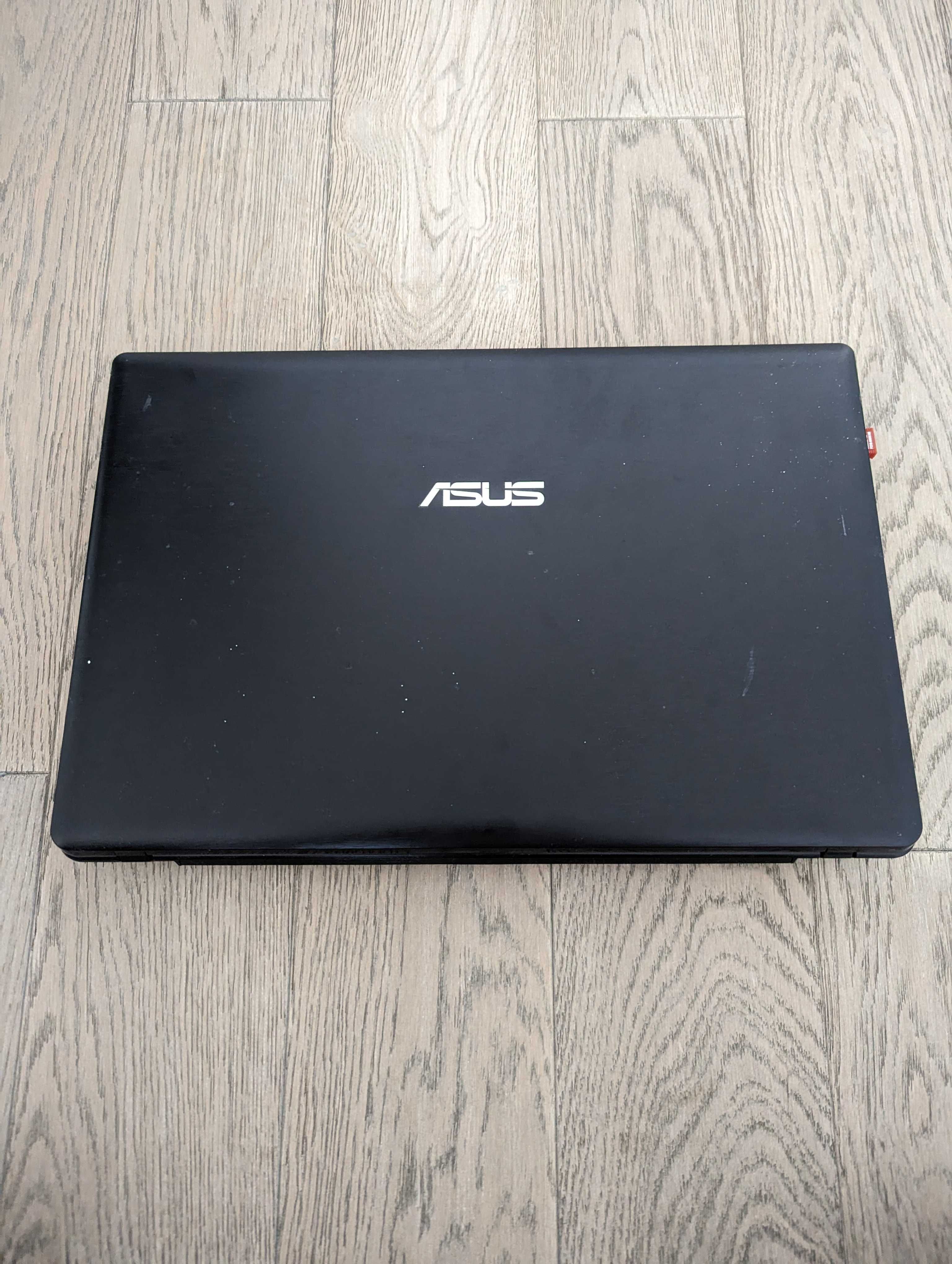 Ноутбук Asus x55v/15.6"/ 4 Гб озу / 500 Hdd
