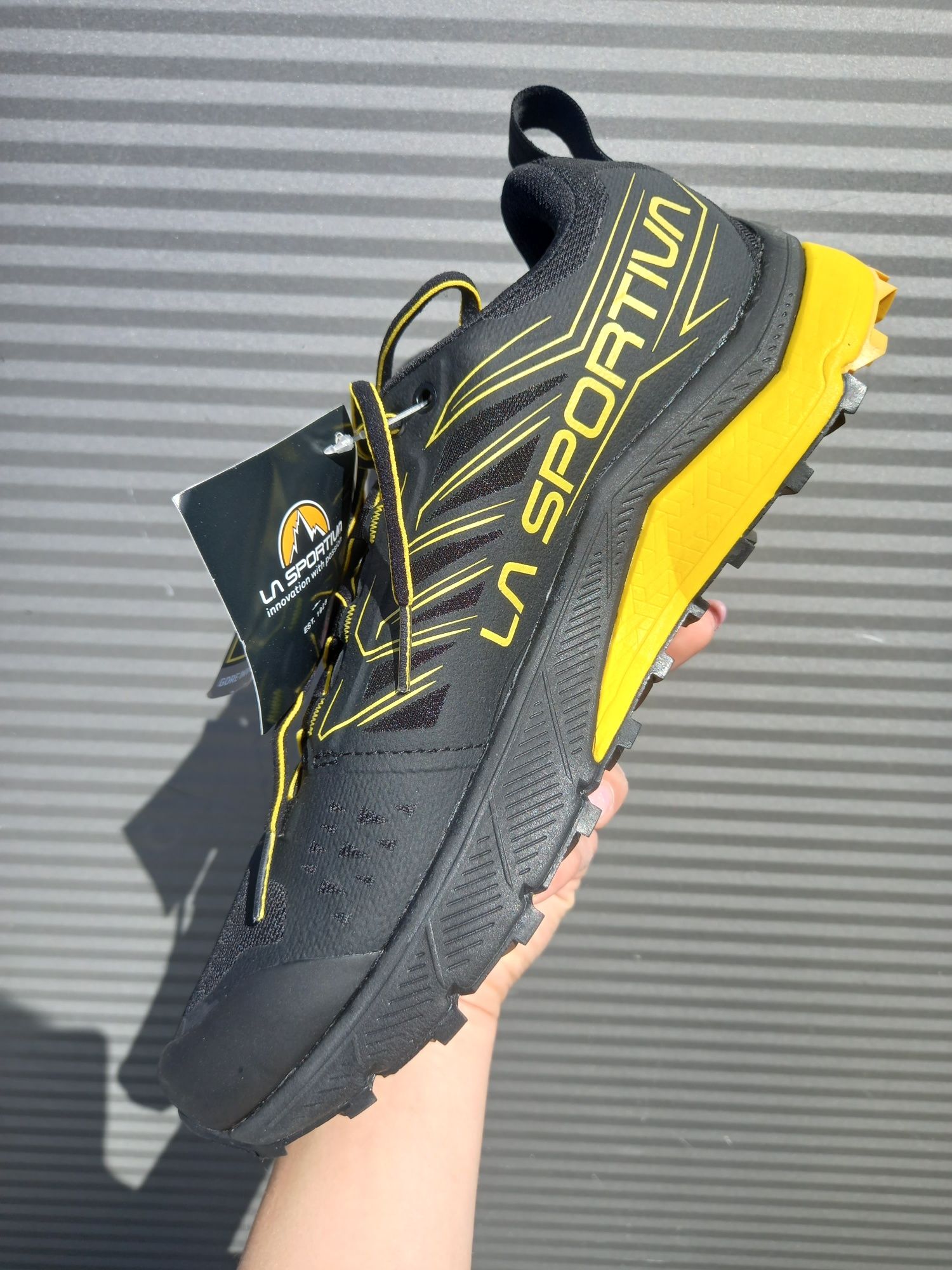 Buty do biegania w terenie trailowe La Sportiva Jackal GTX r. 41 ½