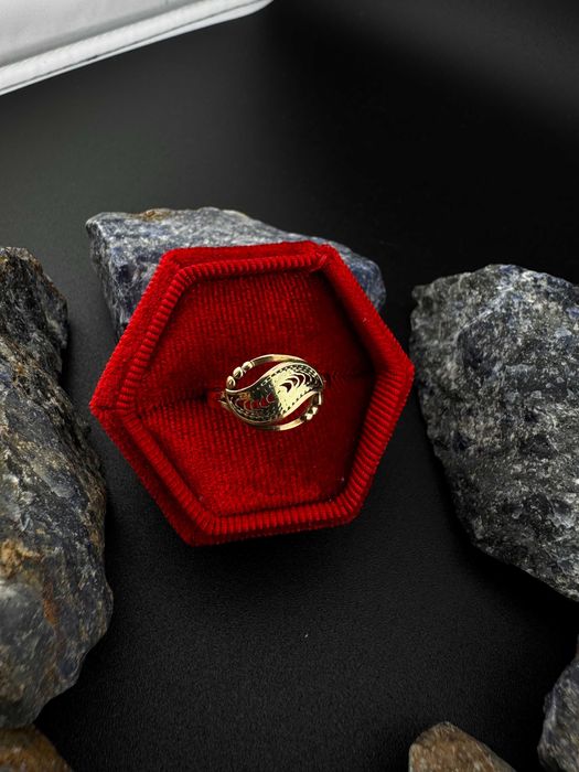 Złoty Pierścionek z Wyjątkowym Wzorem | JAK NOWY | 585 | 1.46g