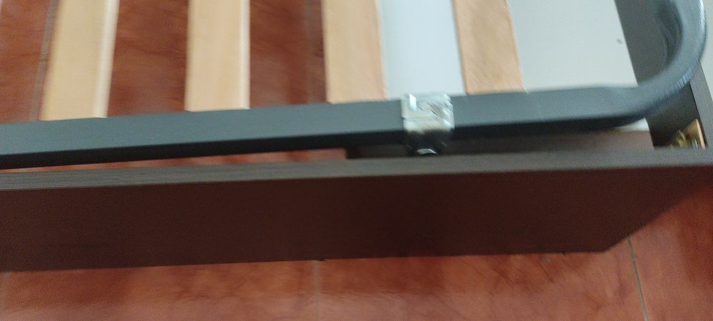 Baixa de preco Cama casal Wengue com estrado e gavetão