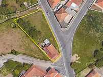 Terreno muito bem situado - p/2 casas - ler informação