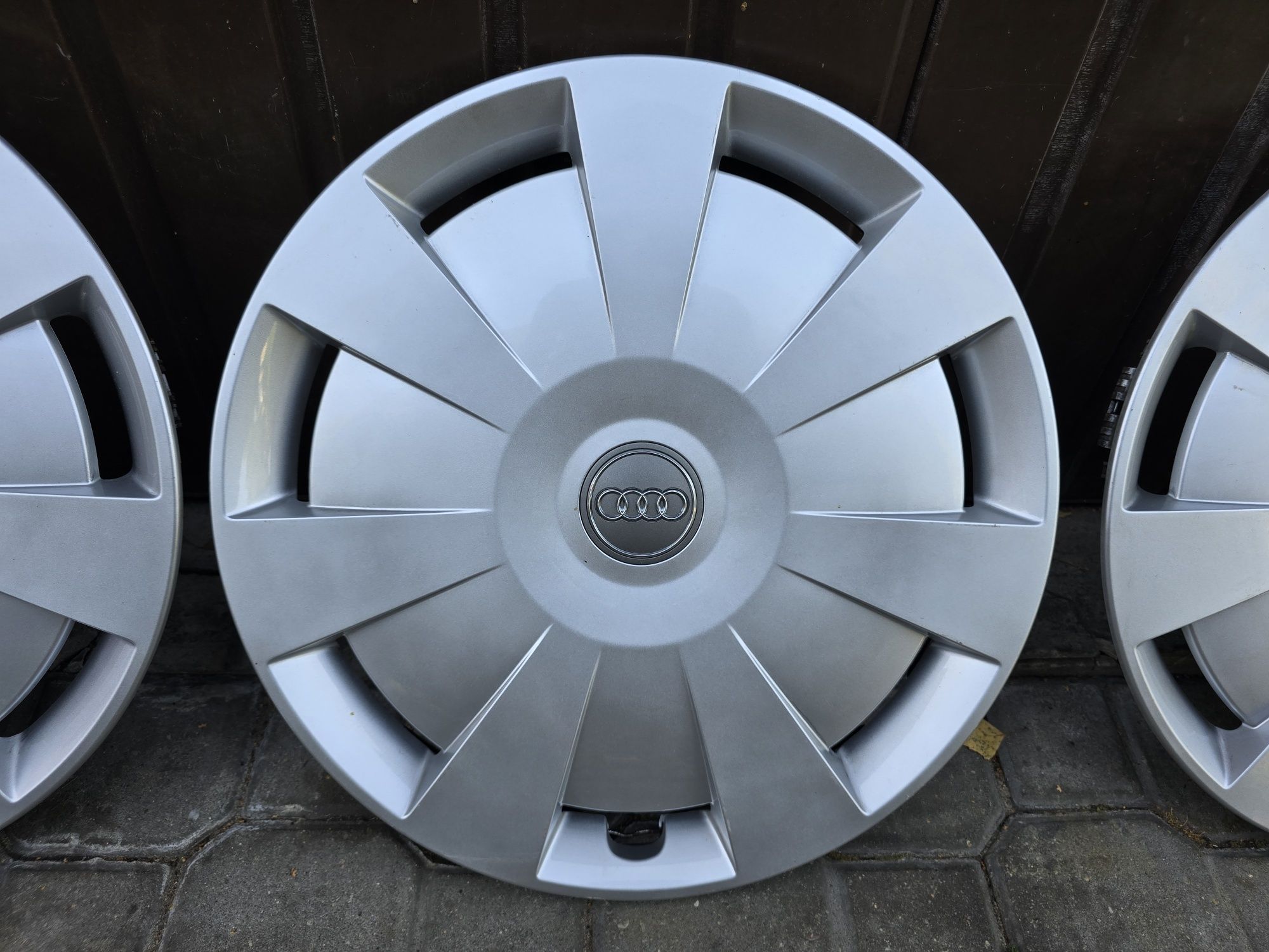 Kołpaki 16" Audi A3 8V0 A2 A2 A4 A6 A8 Q2 16