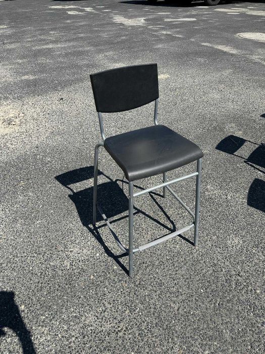 Cadeiras altas - estilo balcão