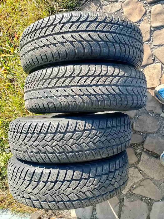 165*70*R13 зима Debica