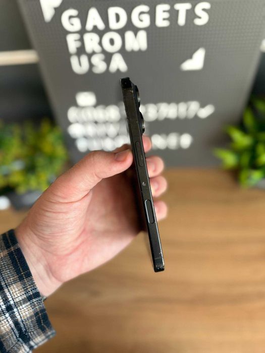 Apple Iphone 16 Pro 128 GB Black Titanium Neverlock