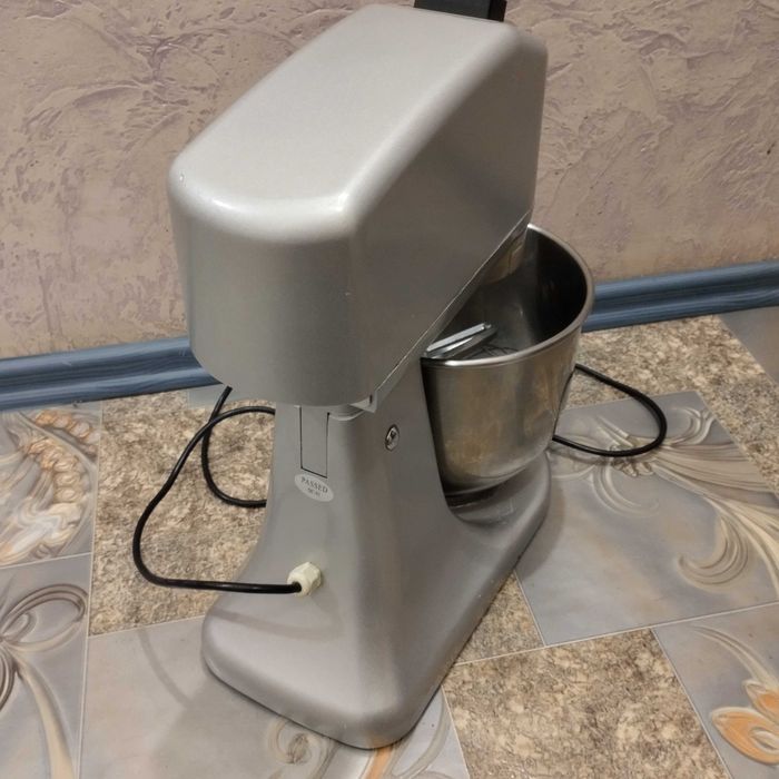 Миксер планетарный, тестомес профессиональный Sirman 7л