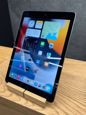 Вживаний iPad 2018 Wifi+Cellular 32Gb Space gray
