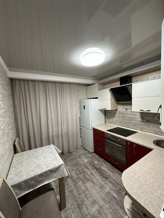 Оренда 2-кімнатної квартири на 4 Зарічному