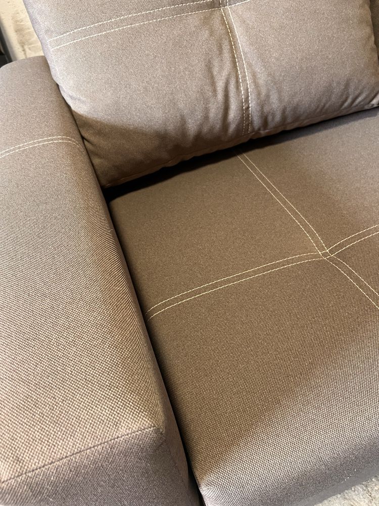 Rozkladana sofa amanda