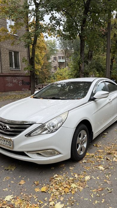 Hyundai Sonata 2013 2.0 л Газ